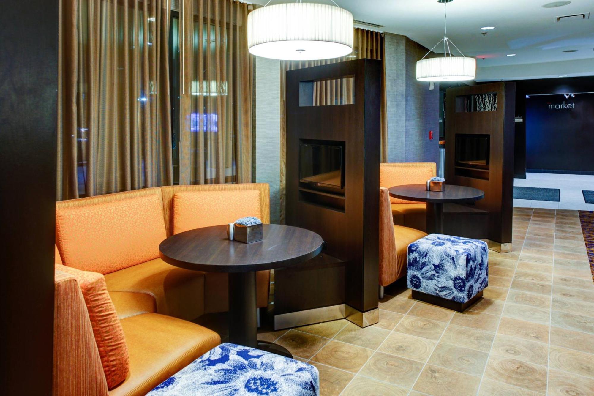 Hotel Courtyard Atlanta Airport West 3*
